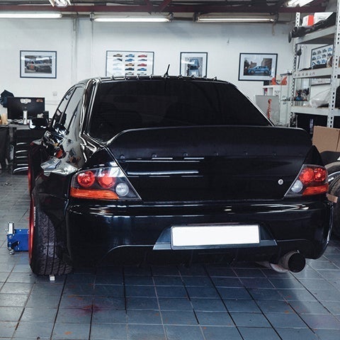 Clinched Flares Ducktail Trunk Spoiler | 2001-2006 Mitsubishi Evo 7/8/9 (duck-evo7)