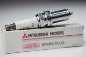 Mitsubishi OEM Spark Plug Set (Mitsubishi Evo 9) 1822A022 - Modern Automotive Performance
