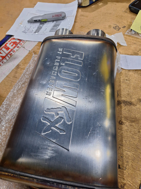 Flowmaster FlowFX Muffler - 3" Center In / 2.5" Dual Out - 20x4x9" Size (72198) - Return