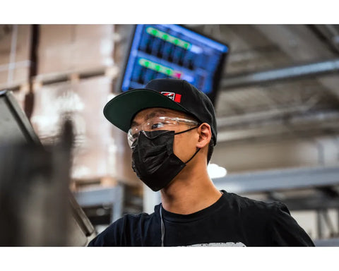 AWE Tuning Dagger Snapback
