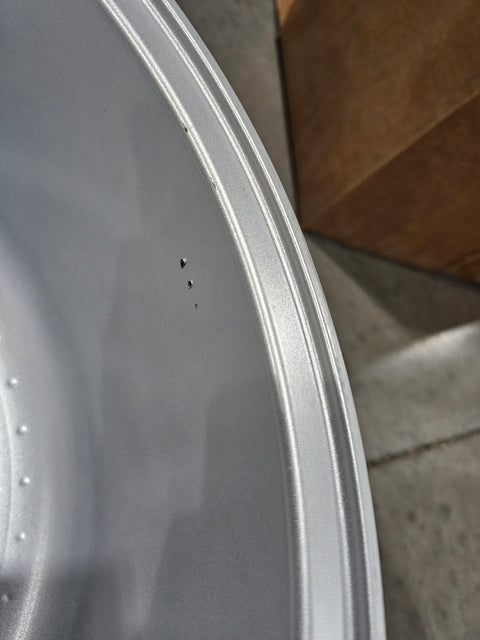 ESR Wheels SR01 Hypersilver w/Machined Lip 18x9.5 | 5x114.3 (89551422 SR01HS-ML) - Return