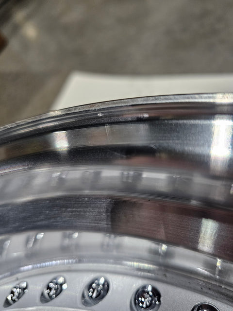 ESR Wheels SR01 Hypersilver w/Machined Lip 18x9.5 | 5x114.3 (89551422 SR01HS-ML) - Return