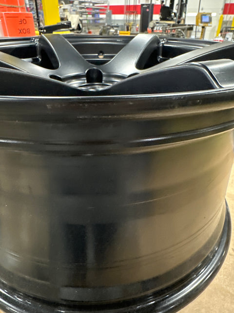 Enkei T6R Gloss Black 18x9.5 | 5x120 (539-895-1245BK) - Return