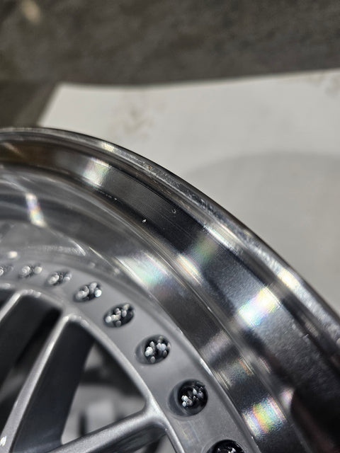 ESR Wheels SR01 Hypersilver w/Machined Lip 18x9.5 | 5x114.3 (89551422 SR01HS-ML) - Return