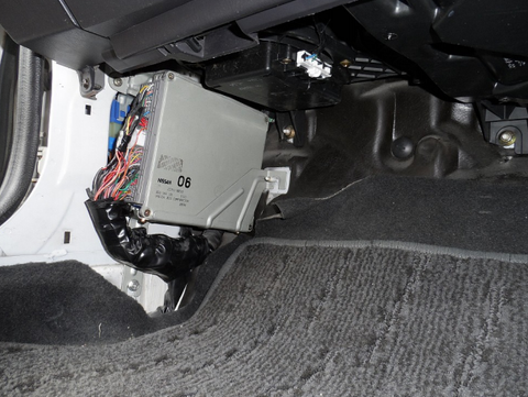 Haltech Platinum Pro PNP ECU | 1999-2002 Nissan Skyline GT-T (HT-055105)