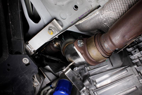 Mishimoto SS Catted Downpipe | Multiple Fitments (MMDP-CAM4-16CAT)