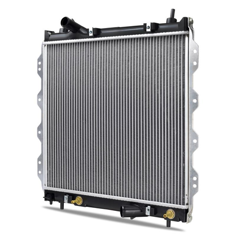 Mishimoto Replacement Radiator | 2001-2002 Chrysler PT Cruiser (R2298-AT)