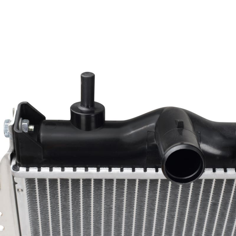Mishimoto Replacement Radiator | 2001-2002 Chrysler PT Cruiser (R2298-AT)