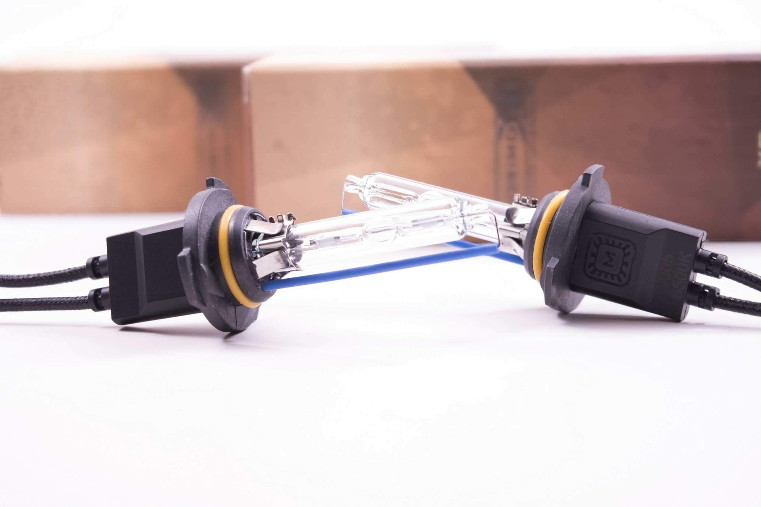 Morimoto 9005/H10/9145: XB 8000K HID Bulbs - Pair (MM.N.080