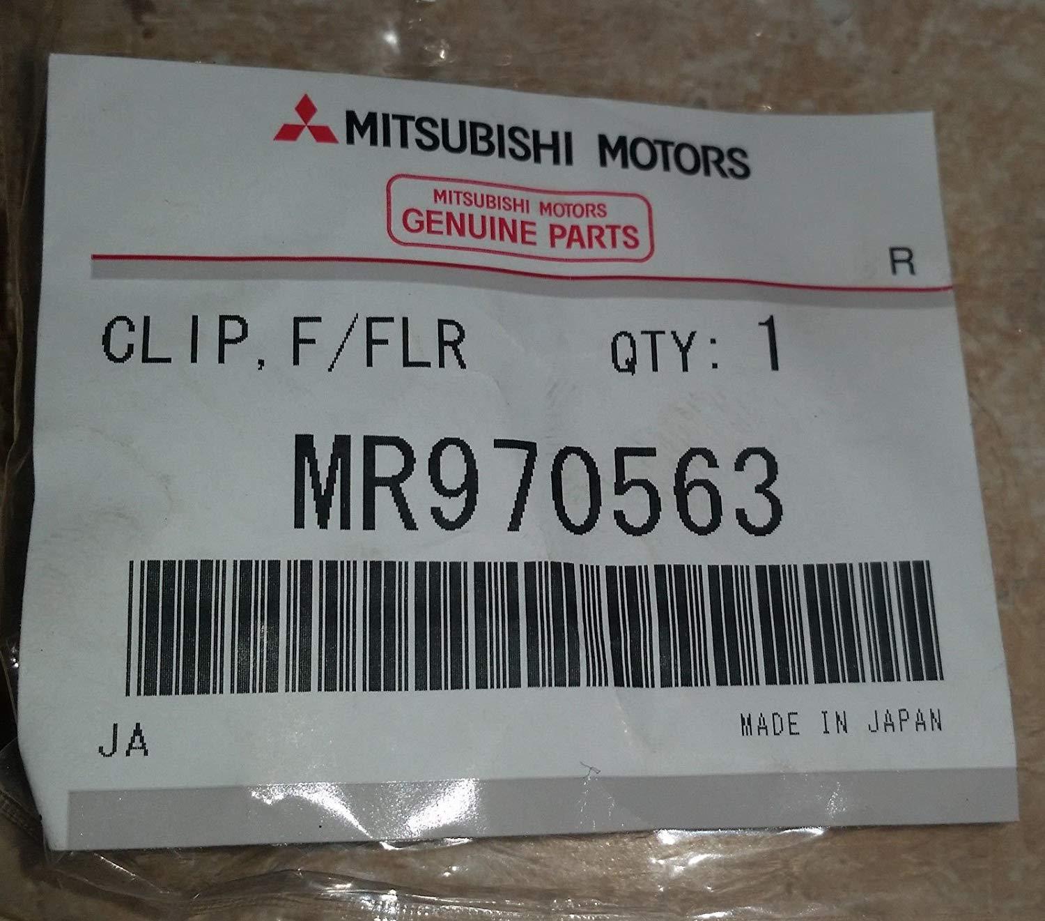 OEM Mitsubishi Gas Door Clip | 2G DSM & Evo 8/9 (MR970563