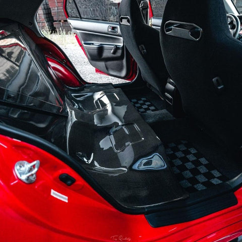 P2M Checkered Race Floor Mats - Front & Rear | 2003-2006 Mitsubishi Evo 8/9 (P2-CPTEVO8FRDG-TP)