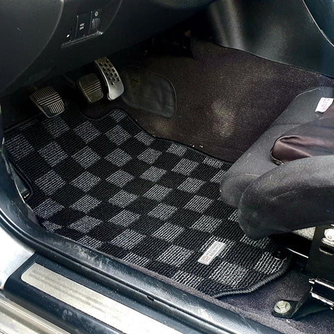 P2M Checkered Race Floor Mats - Front & Rear | 2003-2007 Infiniti G35 Coupe/Sedan (P2-CPTIG35DG-TP)
