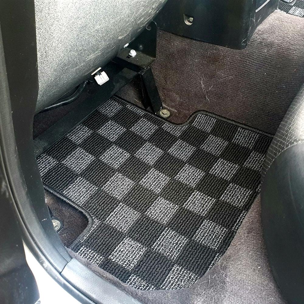 Phase 2 Motortrend Checkered Race Floor Mats For BMW E46 3-Series Coupe/Sedan 1999-2006 (Front & Rear)