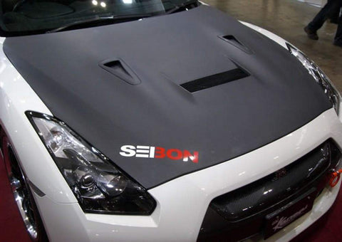 Seibon VSII-Style Dry Carbon Fiber Hood | 2009-2016 Nissan GT-R R35 (HD0910NSGTR-VSII-DRY)